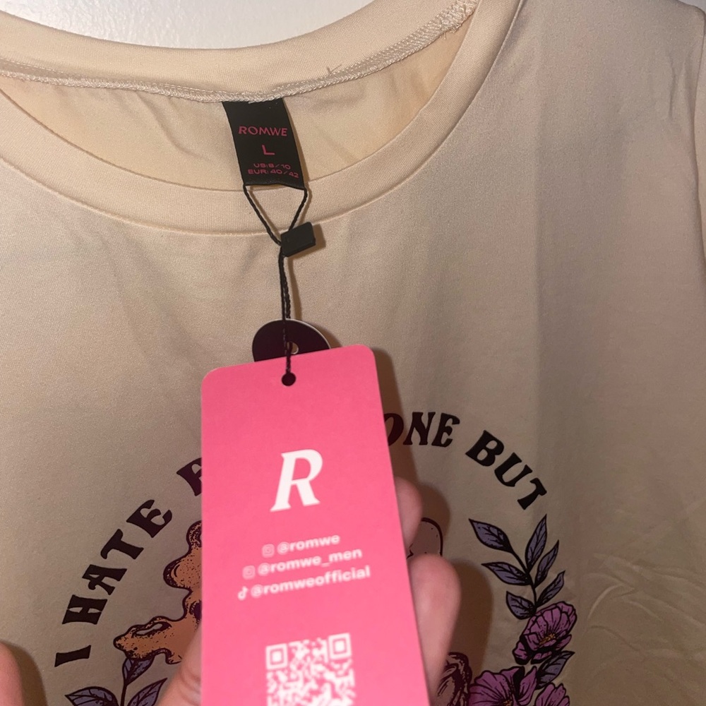 π skeleton tee π - Picture 5 of 5